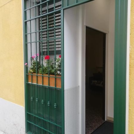 Apartment Urbino 33 ローマ エクステリア 写真